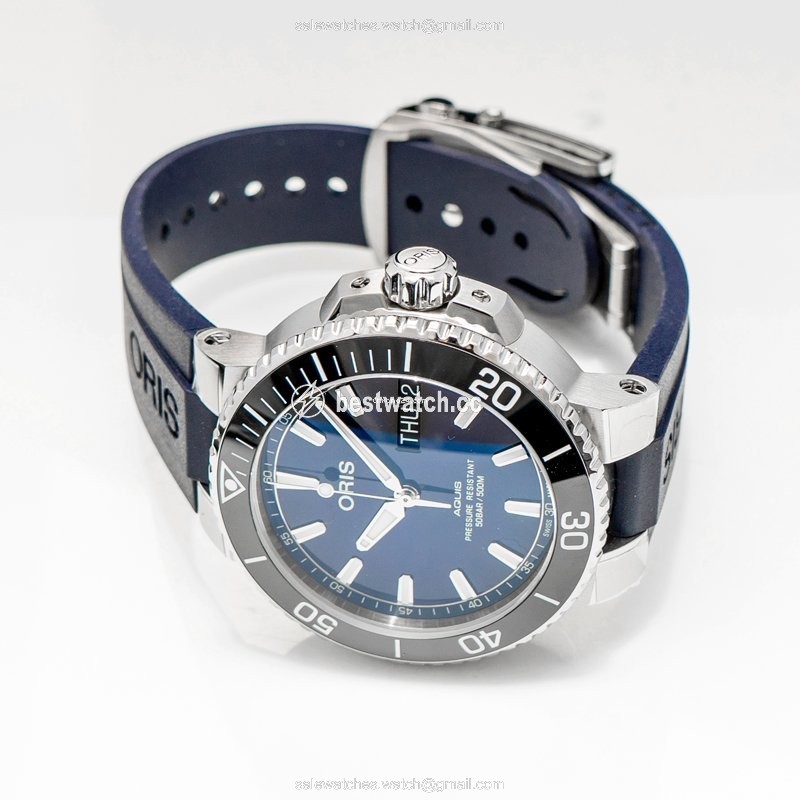 Oris Hammerhead Limited Edition Mens watch Unisex Automatic Steel 01 752 7733 4135-07 4 24 65EB 3