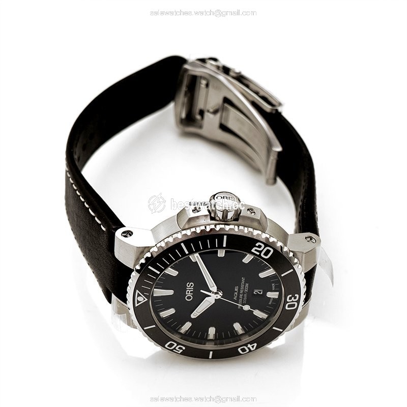 Oris Aquis Date Mens watch Unisex Automatic Steel 01 733 7730 4124-07 5 24 10EB 3