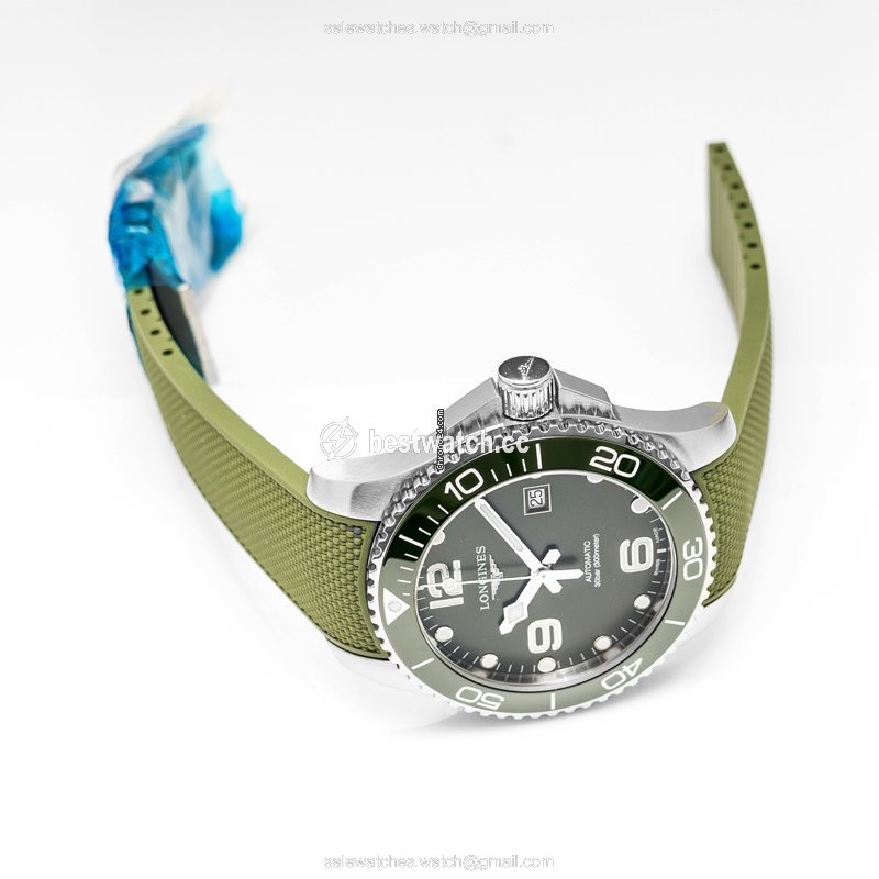 IMG_9086 Longines HydroConquest Mens watch Unisex Automatic Steel L37824069 3