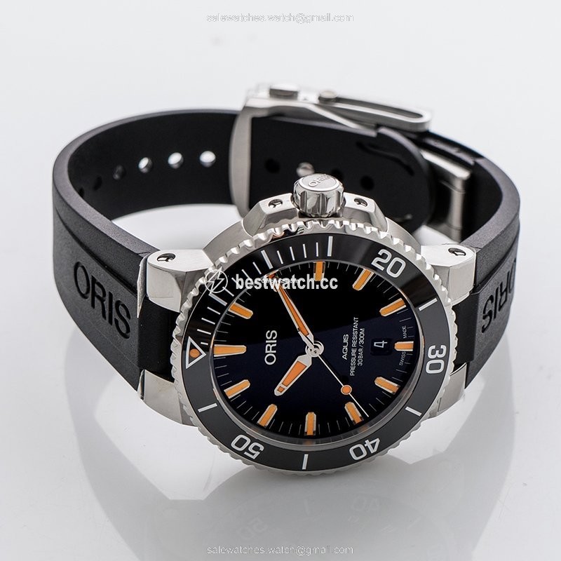 IMG_9086 Oris Aquis Date Mens watch Unisex Automatic Steel 01 733 7730 4159-07 4 24 64EB 3