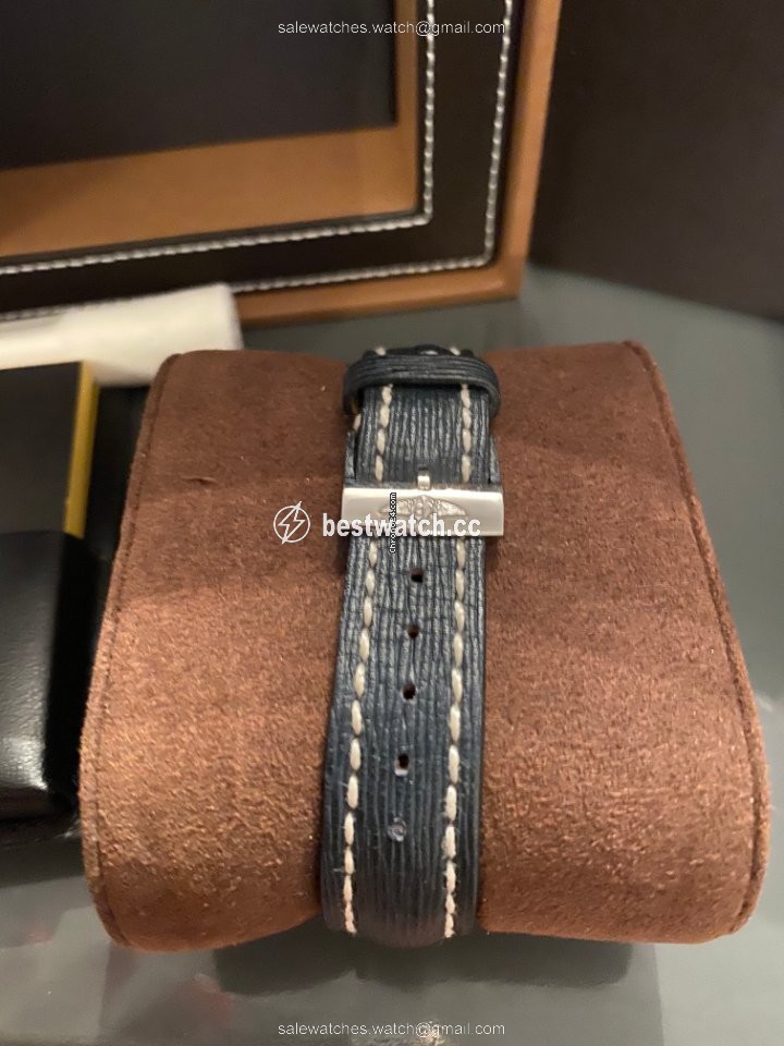 IMG_9086 Breitling Galactic 36 Steel W7433012 BE08 3