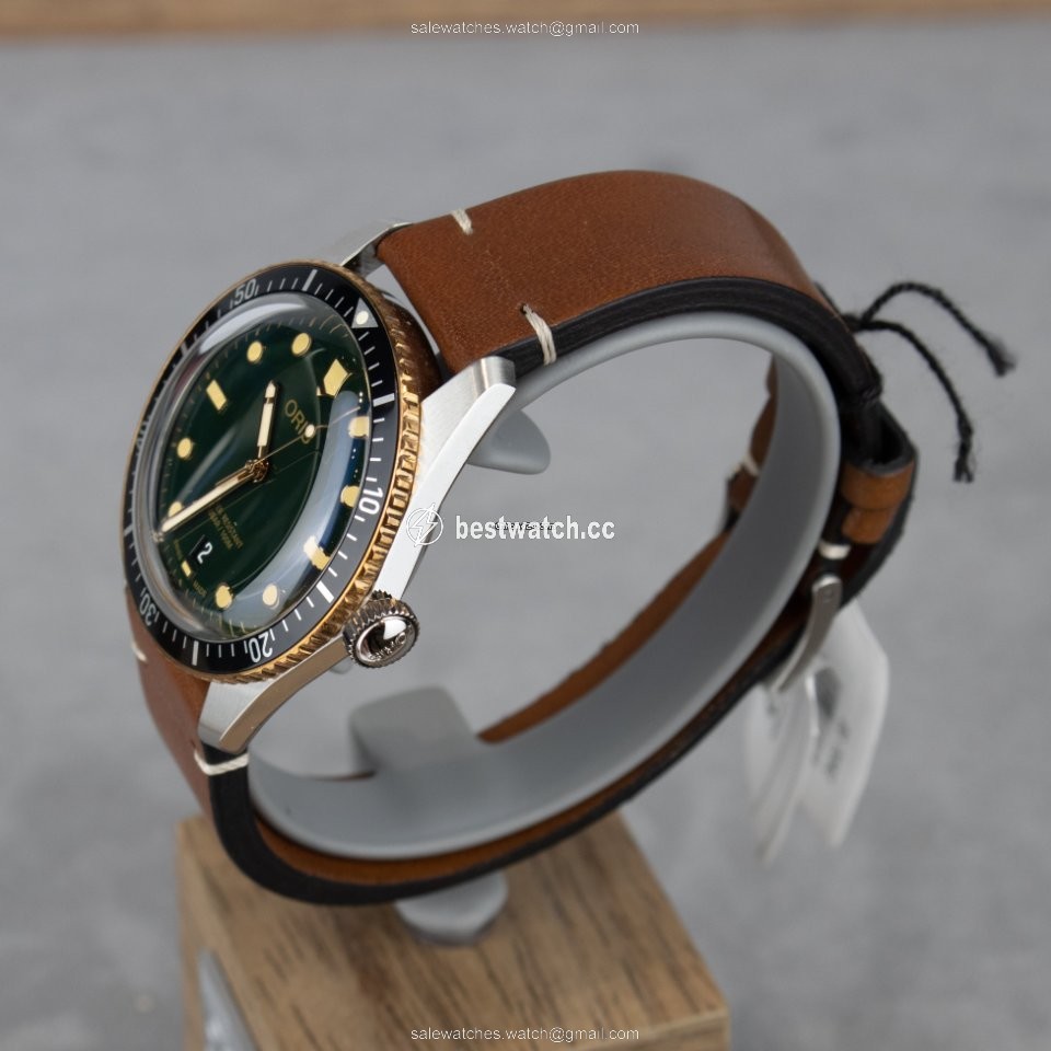 IMG_9086 Oris Divers Sixty Five Automatic Steel 01 733 7707 4357-07 5 20 45 3