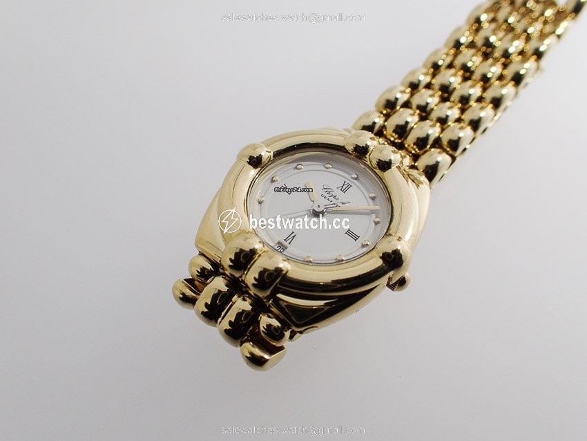 IMG_9086 Chopard Gstaad Womens watch Quartz Yellow gold 32 5120 3