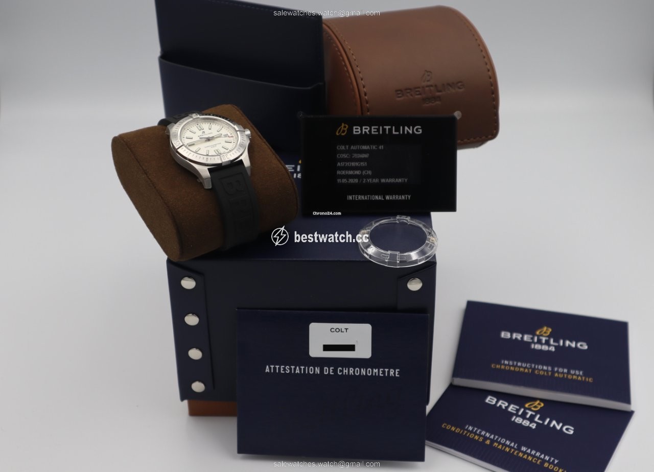 IMG_9086 Breitling Chronomat Colt Mens watch Unisex Automatic Steel A17313101G1S1 3