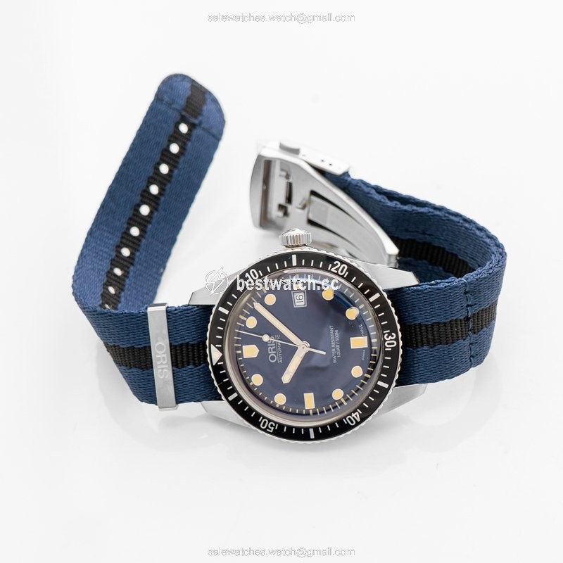 IMG_9086 Oris Divers Sixty Five Mens watch Unisex Automatic Steel 01 733 7720 4055-07 5 21 28FC 3
