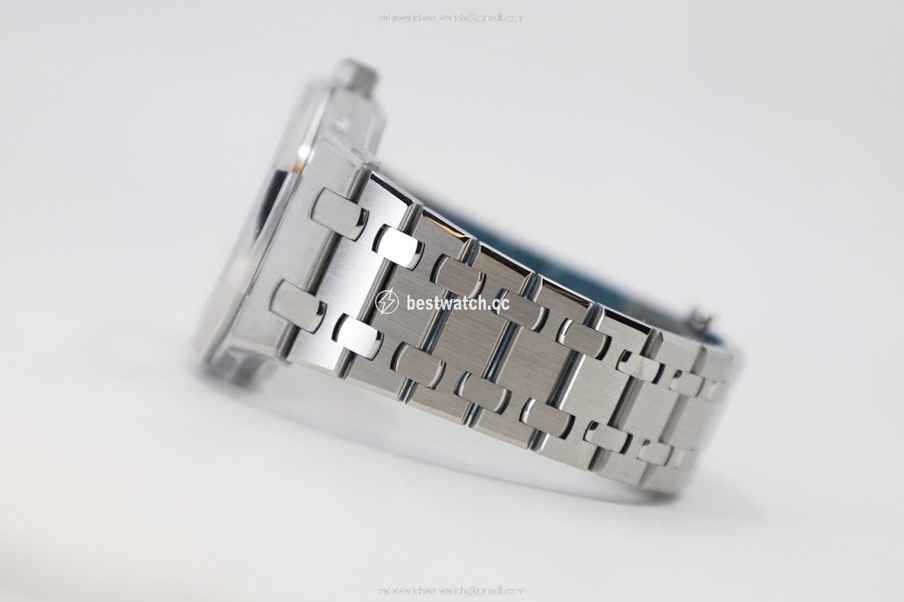 Audemars Piguet Royal Oak Selfwinding Womens watch Automatic Steel 77350ST.OO.1261ST.01 3