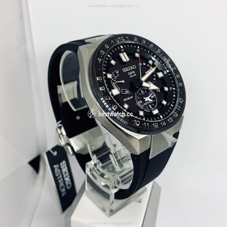 IMG_9086 Seiko Astron GPS Solar Chronograph Mens watch Unisex Quartz Titanium SSE169J1 3