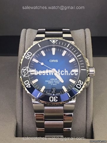 IMG_9086 Oris Aquis Mens watch Unisex Automatic Steel 01 400 7763 4135-07 8 24 09PEB 3