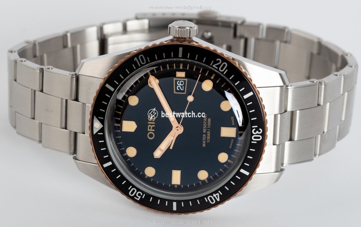 IMG_9086 Oris Divers Sixty Five Mens watch Unisex Automatic Steel 01-733-7720-4354-07 8 21 18 3