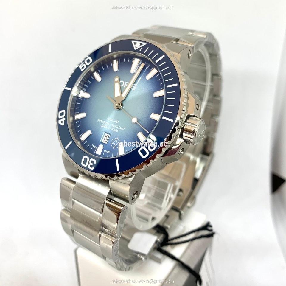 IMG_9086 Oris Aquis Date Mens watch Unisex Automatic Steel 01 733 7730 4175-Set 3