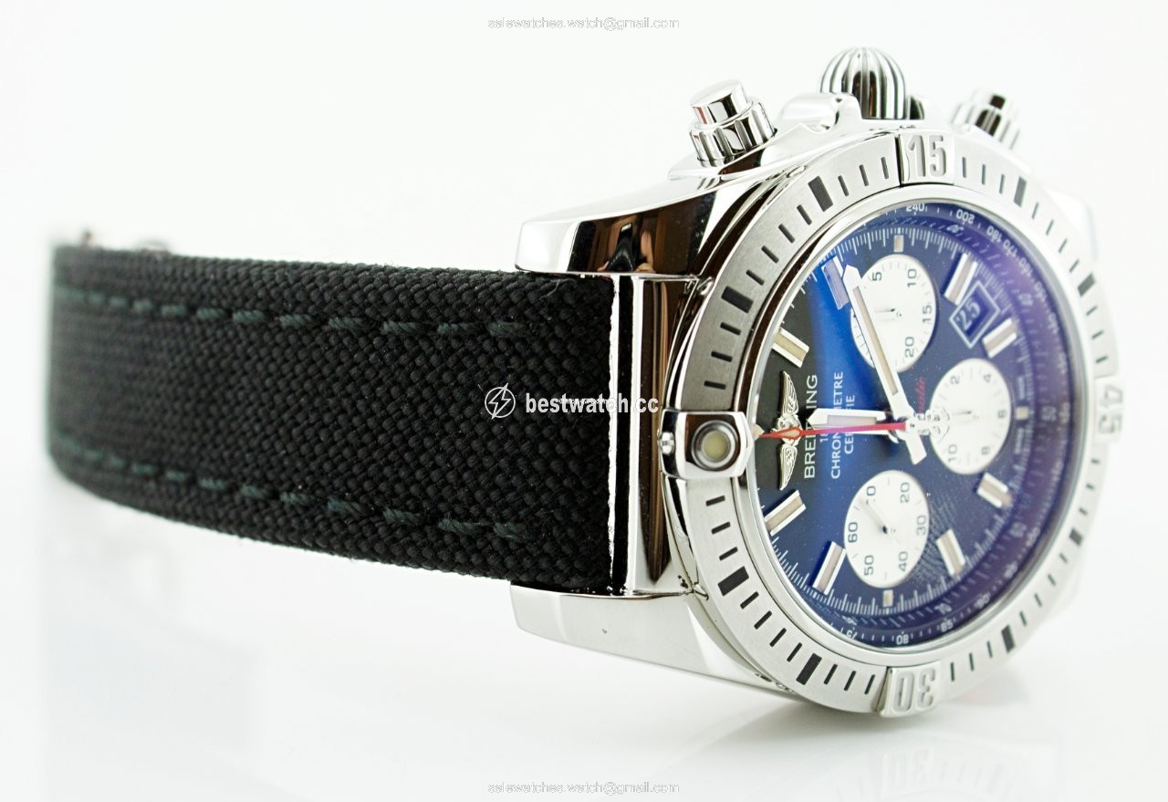 IMG_9086 Breitling Chronomat 44 Airborne Mens watch Unisex Automatic Steel AB01154G BD13 3