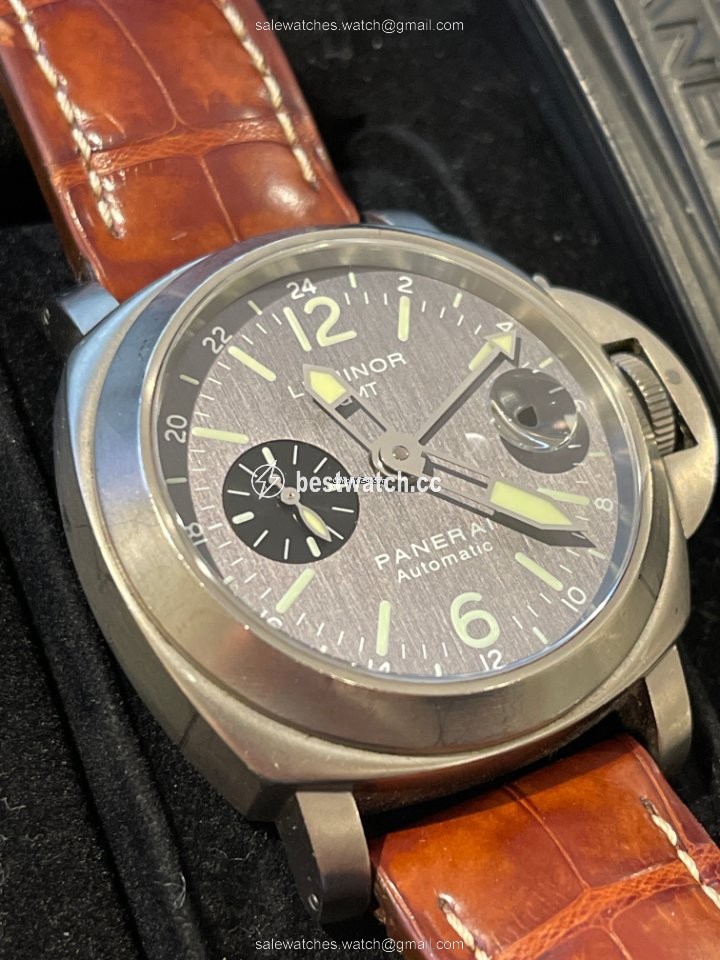 IMG_9086 Panerai Luminor GMT Automatic Mens watch Unisex Automatic Titanium PAM 00089 3