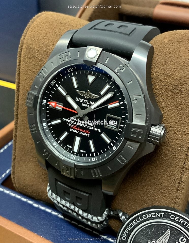 IMG_9086 Breitling Avenger II GMT Mens watch Unisex Automatic Steel M3239010 BF04 3