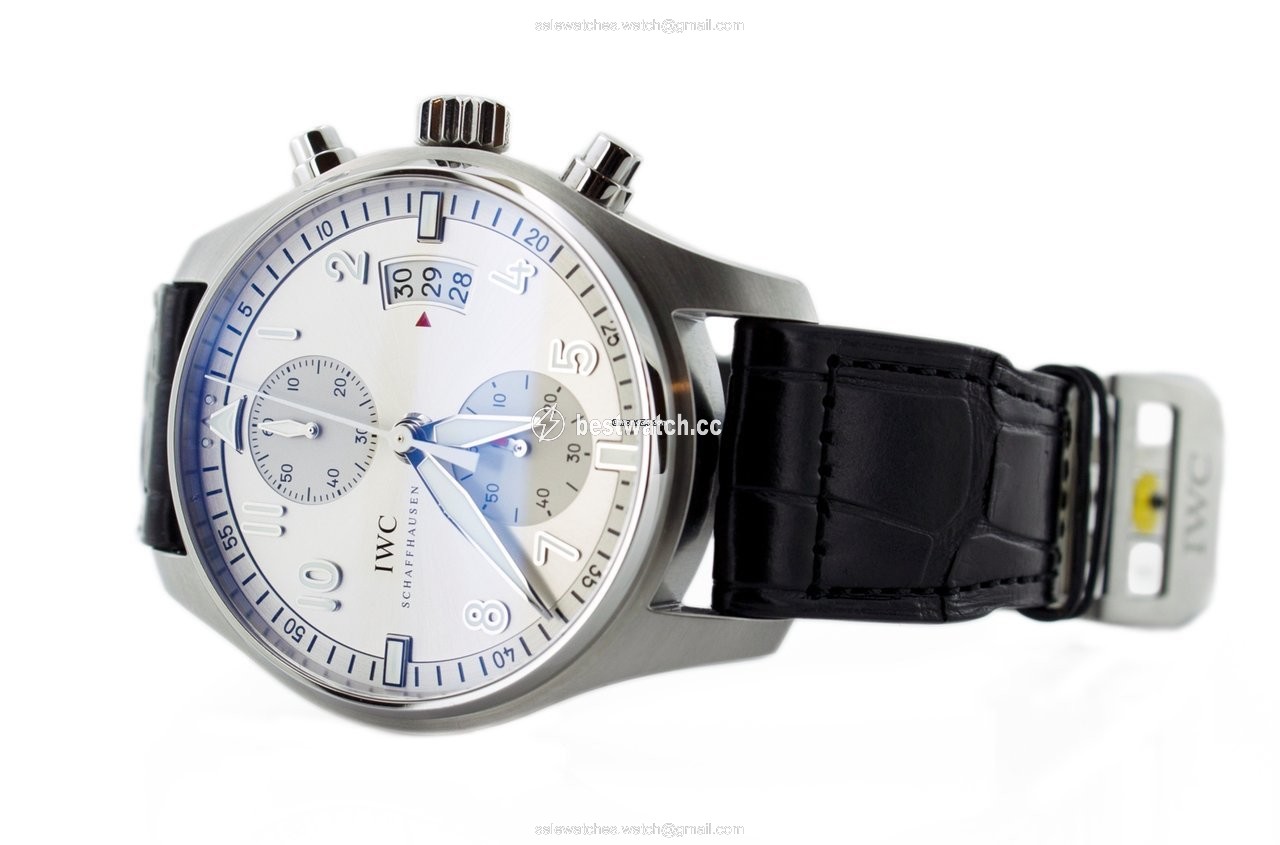 IMG_9086 IWC Pilot Spitfire Chronograph Mens watch Unisex Automatic Steel IW387809 3