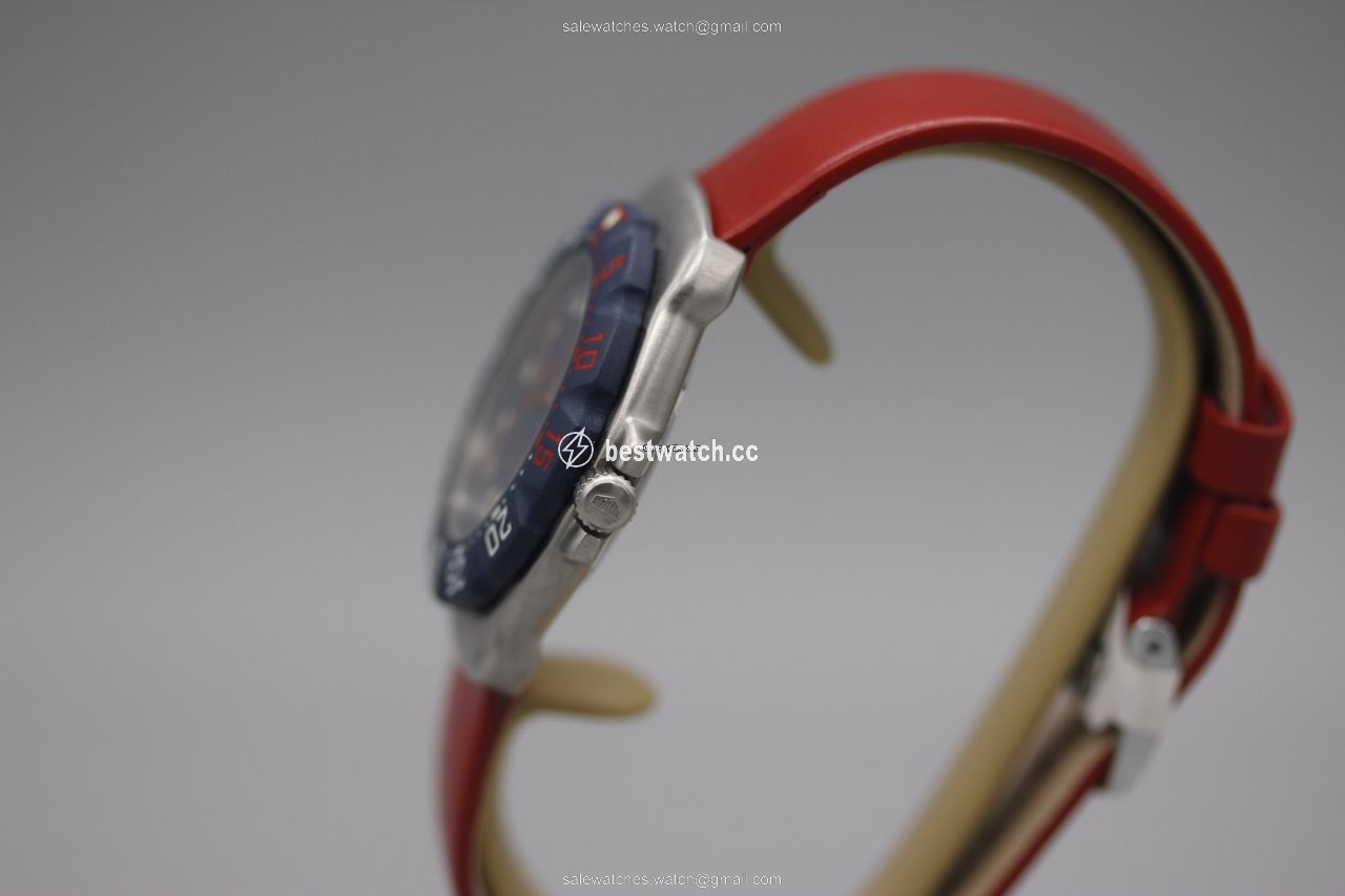 IMG_9086 TAG Heuer Formula 1 Quartz Steel WA1210 3