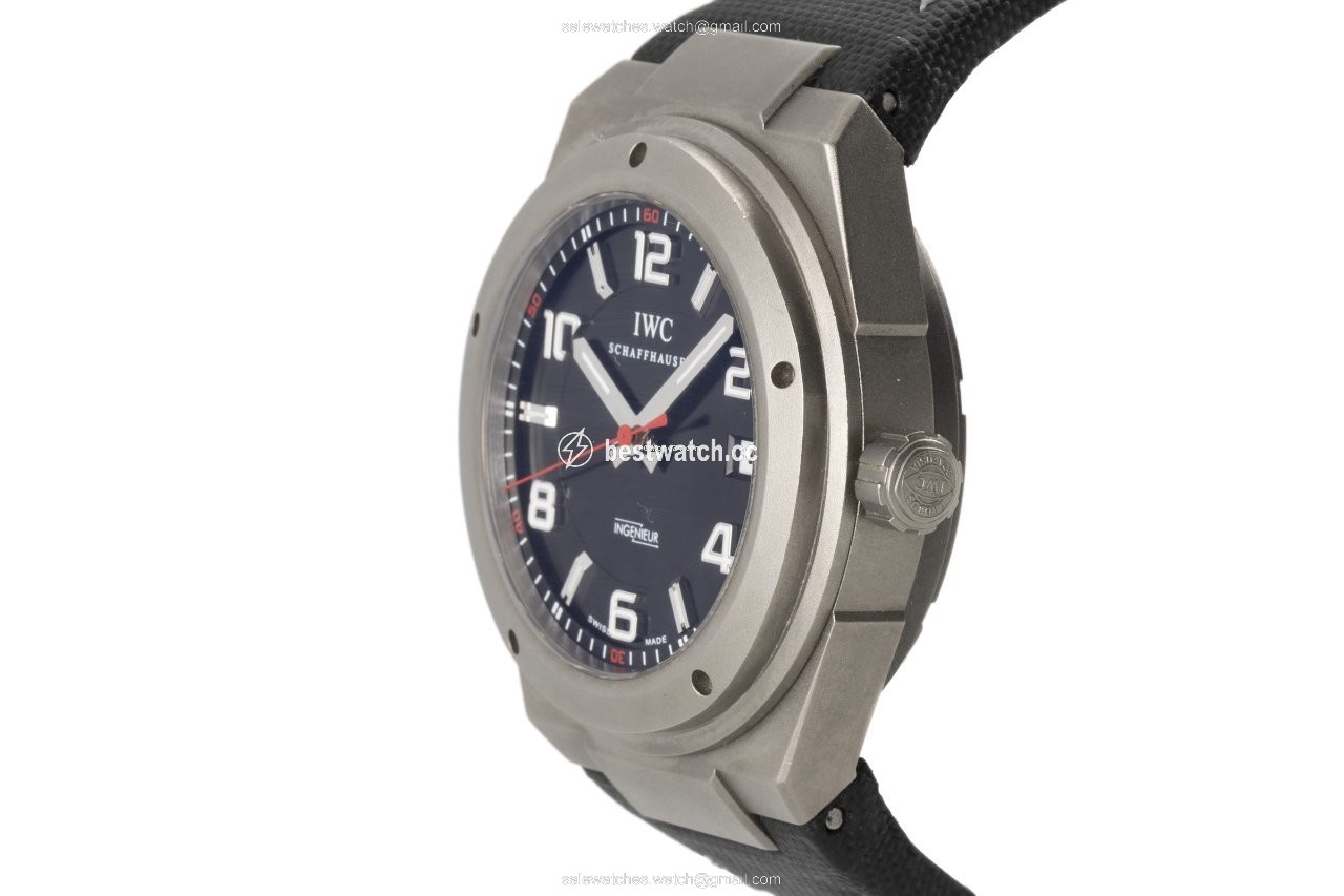 IMG_9086 IWC Ingenieur AMG Mens watch Unisex Automatic Titanium 3227 3