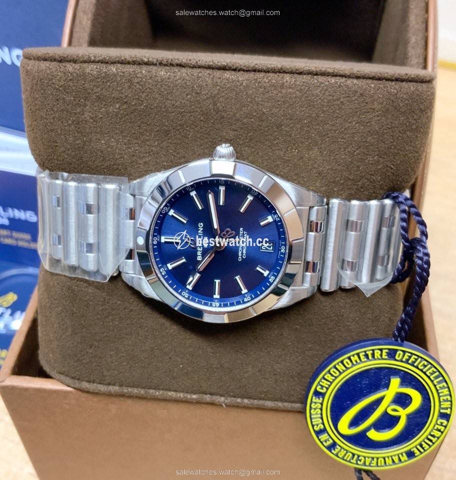 IMG_9086 Breitling Chronomat Womens watch Quartz Steel A77310101C1A1 3