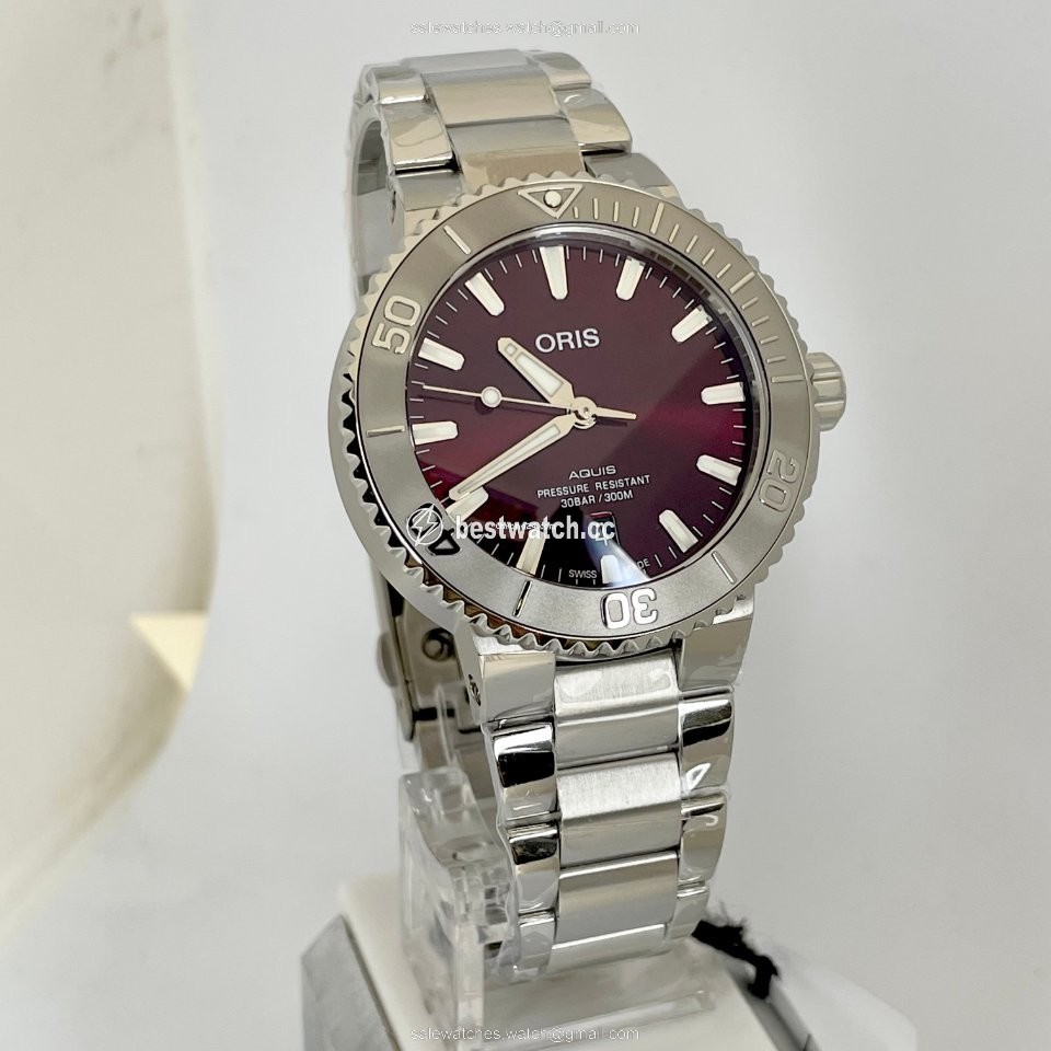 IMG_9086 Oris Aquis Date Mens watch Unisex Automatic Steel 01 733 7766 4158 07 8 22 05PEB 3