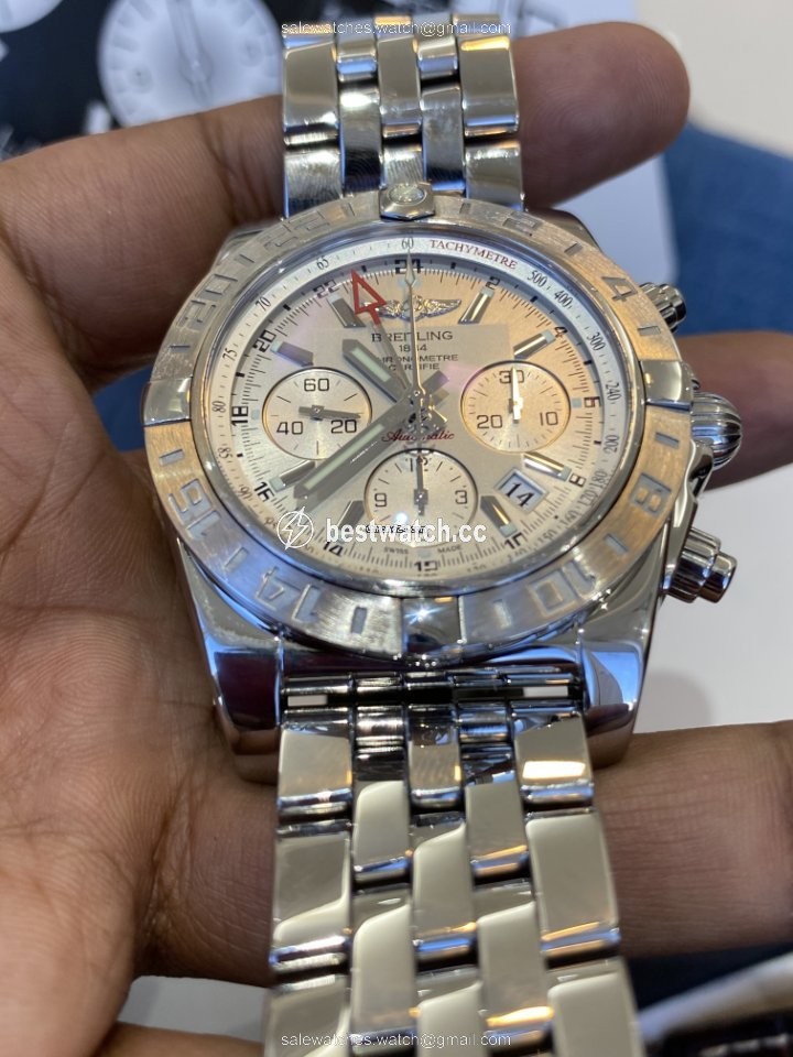 IMG_9086 Breitling Chronomat 44 GMT Mens watch Unisex Automatic Steel AB042011 G745 3