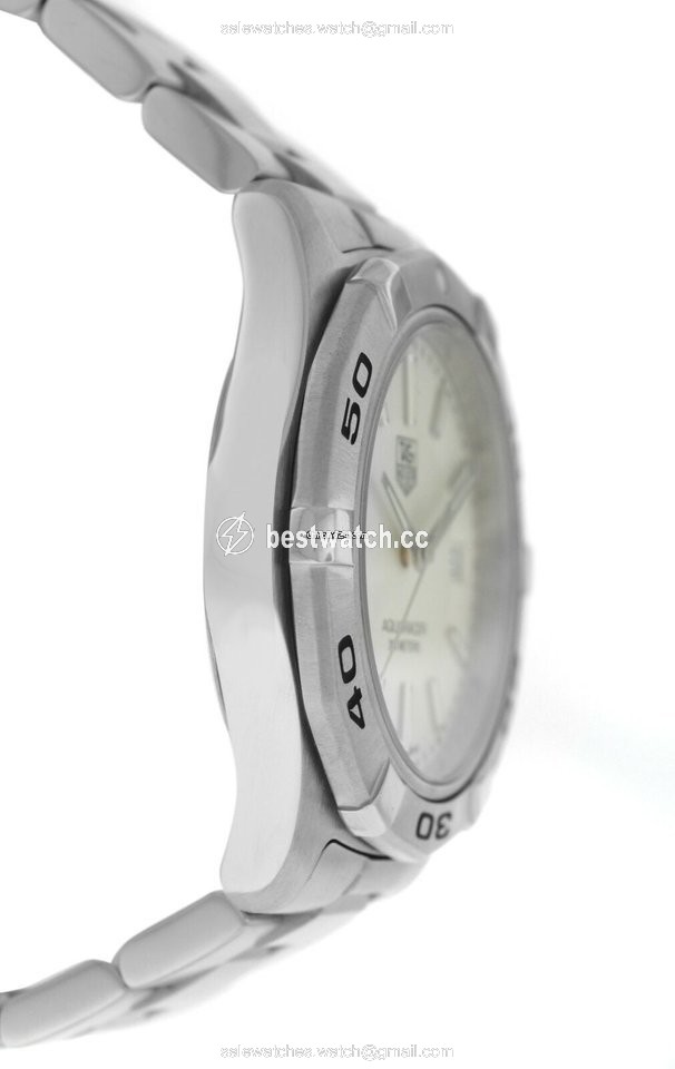 IMG_9086 TAG Heuer Womens watch Quartz Steel WAP1111 3