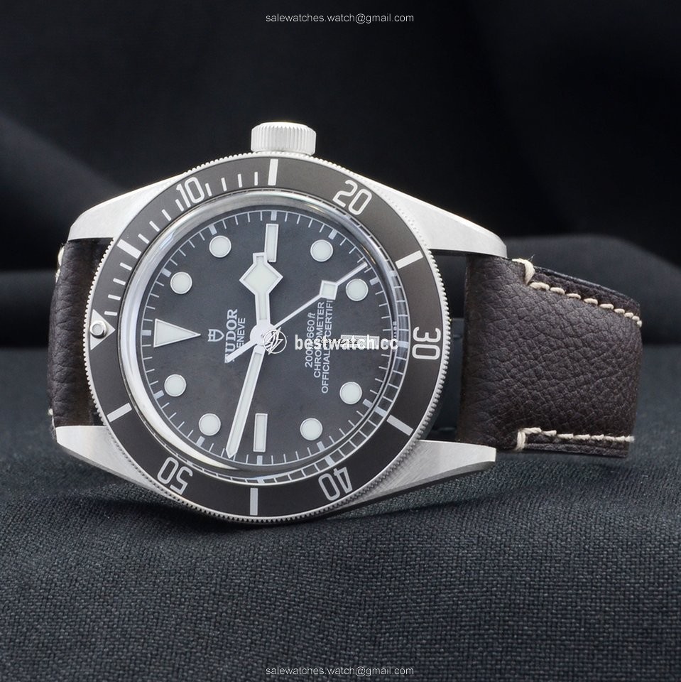 IMG_9086 Tudor Black Bay Fifty-Eight Mens watch Unisex Automatic Silver M79010SG-0001 3