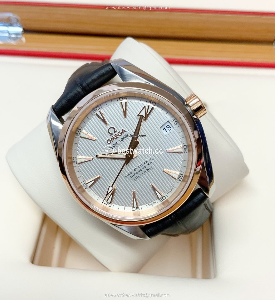 Omega Seamaster Aqua Terra Mens watch Unisex Automatic Gold Steel 231.23.39.21.02.001 3