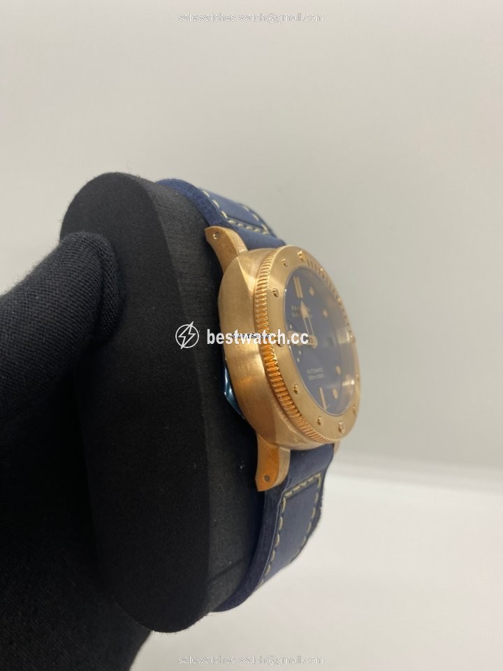 IMG_9086 Panerai Mens watch Unisex Automatic Bronze PAM 01074 3