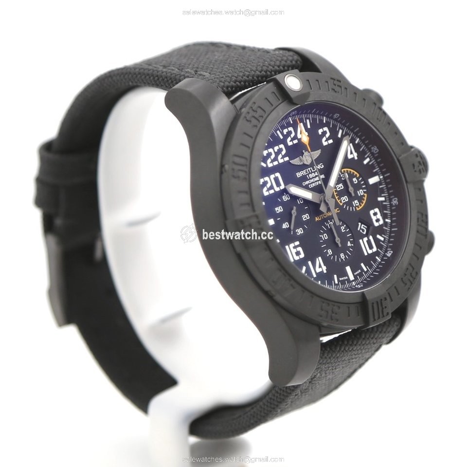 IMG_9086 Breitling Avenger Hurricane Mens watch Unisex Automatic XB1210E41B1W1 3