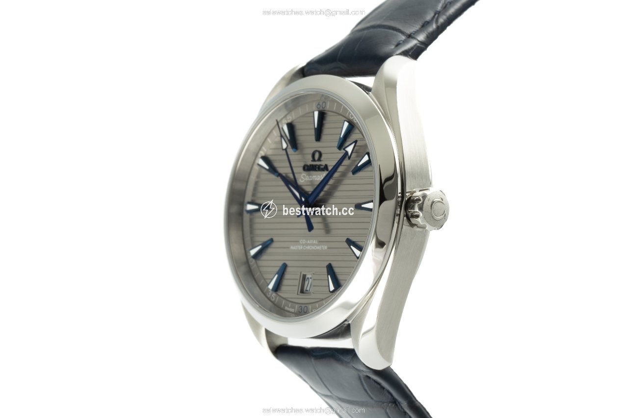 Omega Seamaster Aqua Terra Mens watch Unisex Automatic Steel 220.13.41.21.06.001 3