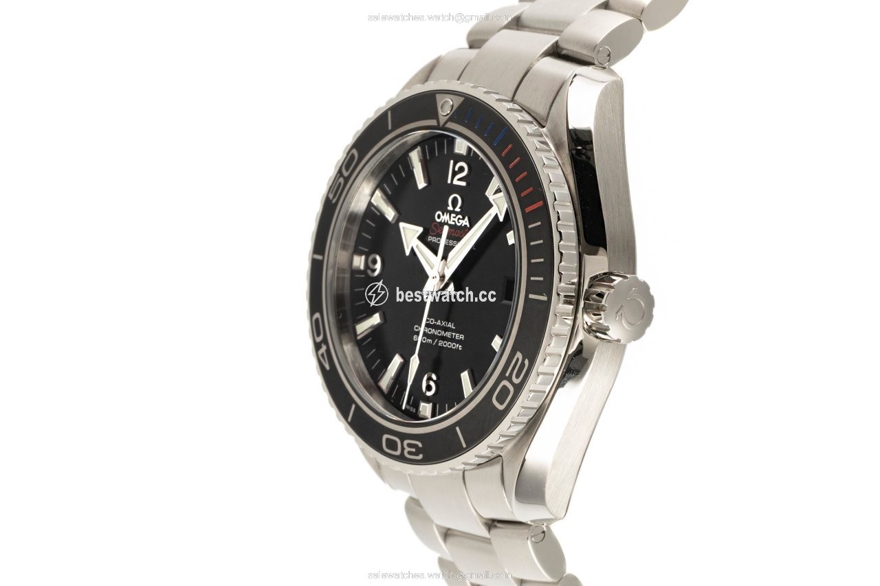 Omega Seamaster Planet Ocean Mens watch Unisex Automatic Steel 522.30.46.21.01.001 3