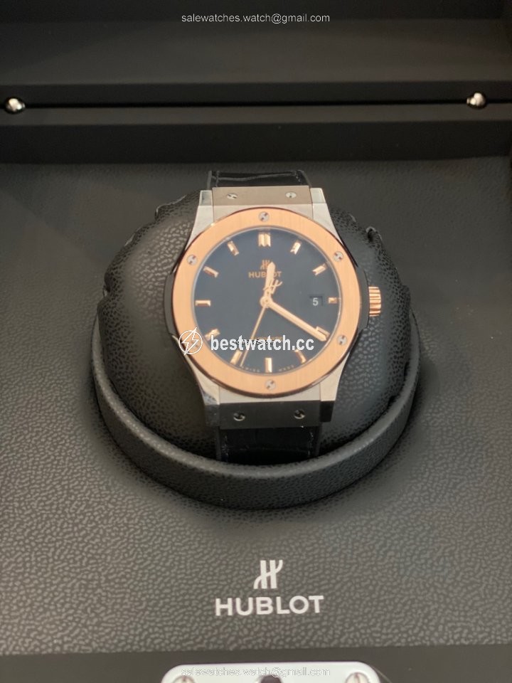 Hublot Classic Fusion 45, 42, 38, 33 mm Mens watch Unisex Automatic Titanium 542.NO.1181.LR 3