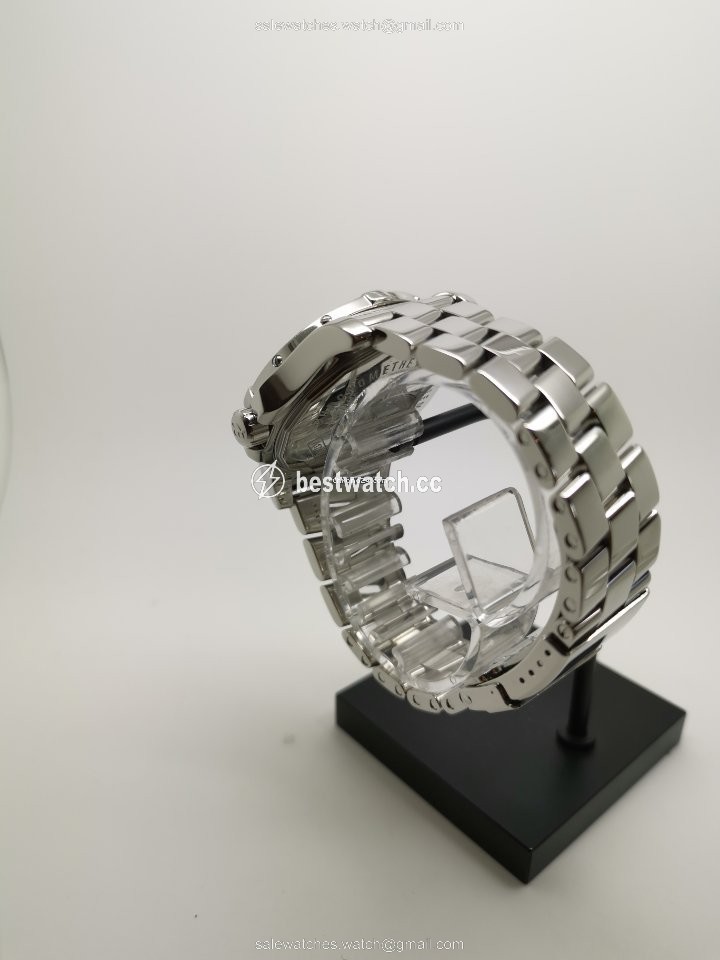 Breitling Colt Automatic Mens watch Unisex Automatic Steel A1738011 3
