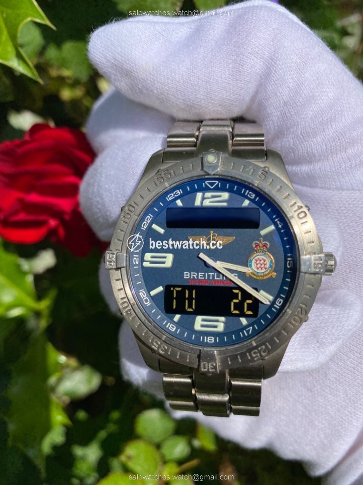 IMG_9086 Breitling Aerospace Mens watch Unisex Quartz Titanium E75362 3