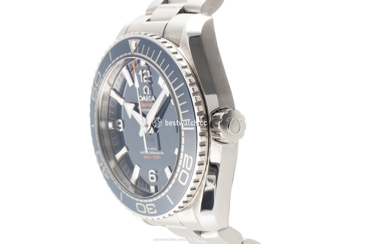 IMG_9086 Omega Seamaster Planet Ocean Mens watch Unisex Automatic Steel 215.30.44.21.03.001 3