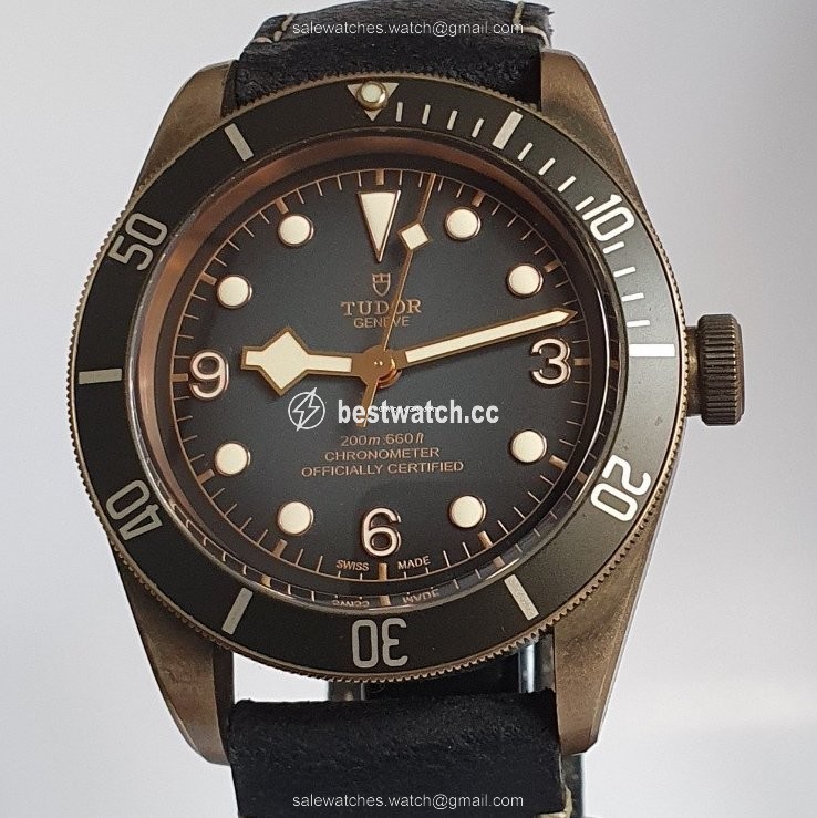 IMG_9086 Tudor Black Bay Bronze Mens watch Unisex Automatic Bronze 79250BA 3