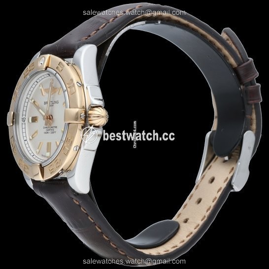 IMG_9086 Breitling Galactic 32 Womens watch Quartz Gold Steel C71356 3
