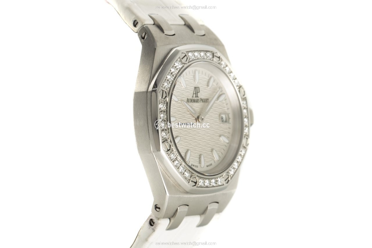 IMG_9086 Audemars Piguet Royal Oak Lady Womens watch Quartz Steel 67601ST.ZZ.D012CR.02 3