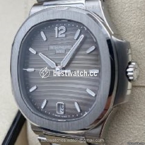 IMG_9086 Patek Philippe Nautilus Womens watch Automatic Steel 7118 1A-011 3