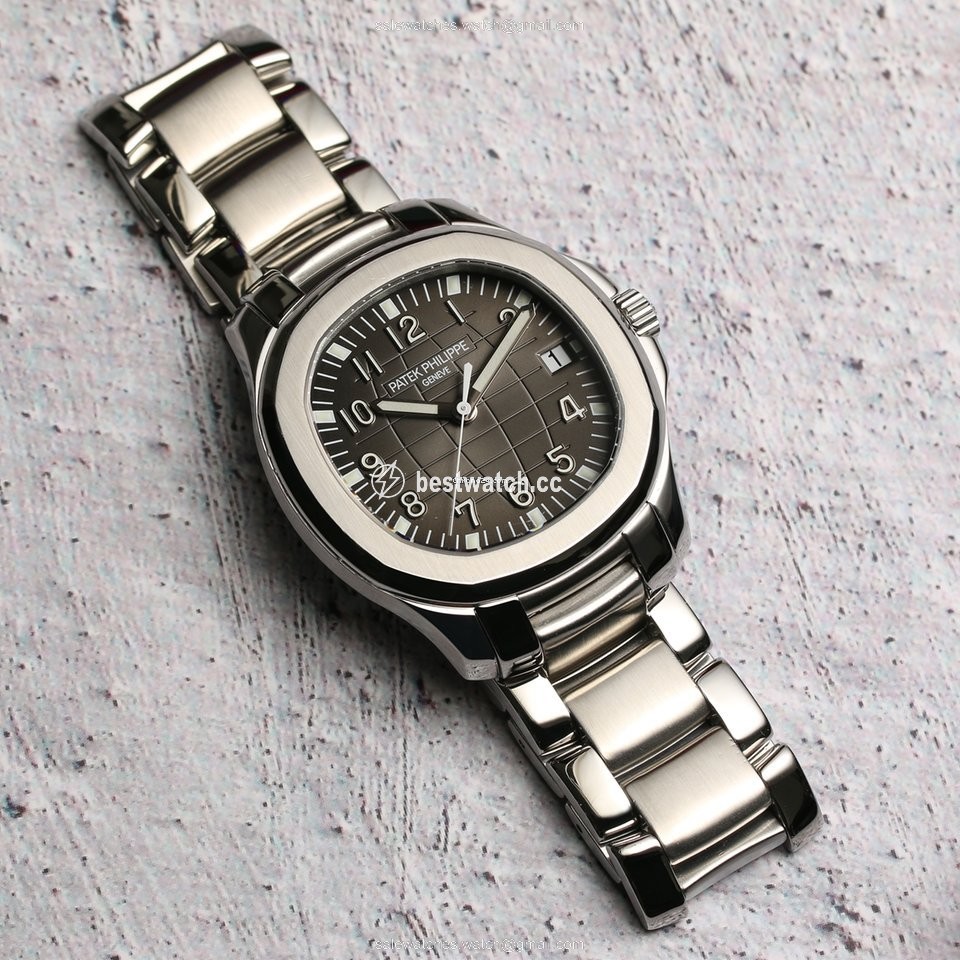 IMG_9086 Patek Philippe Aquanaut Mens watch Unisex Automatic Steel 51671A-001 3