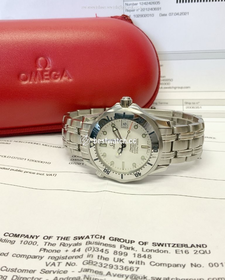 Omega Seamaster Diver 300 M Mens watch Unisex Automatic Steel 2552.20.00 3