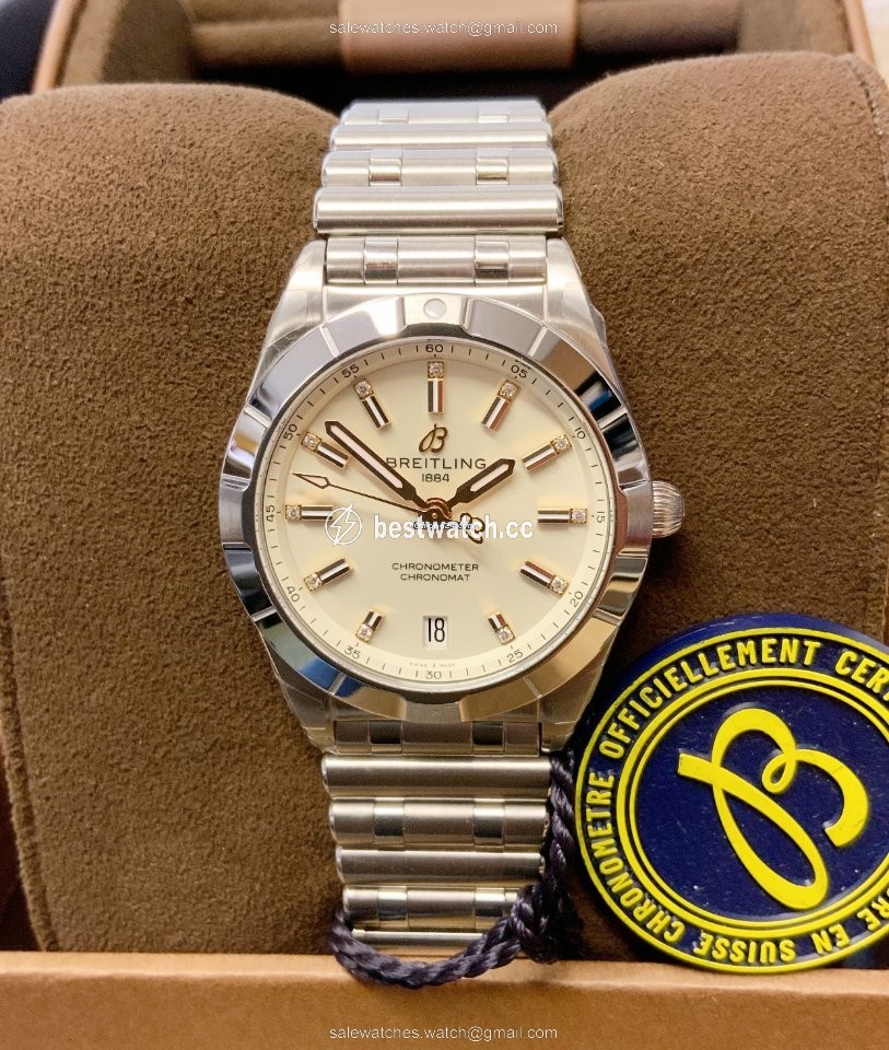 IMG_9086 Breitling Chronomat Womens watch Quartz Steel A77310101A3A1 3