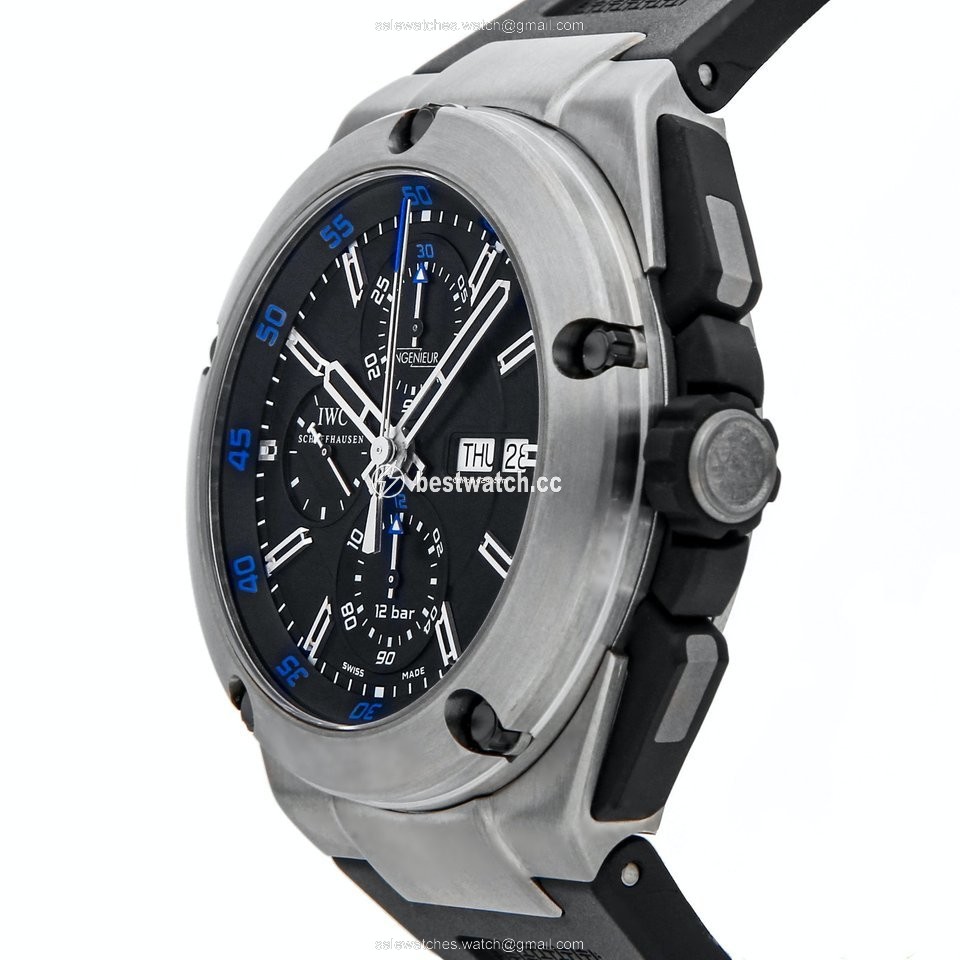 IWC Ingenieur Double Chronograph Titanium Mens watch Unisex Automatic Titanium IW3765-01 3