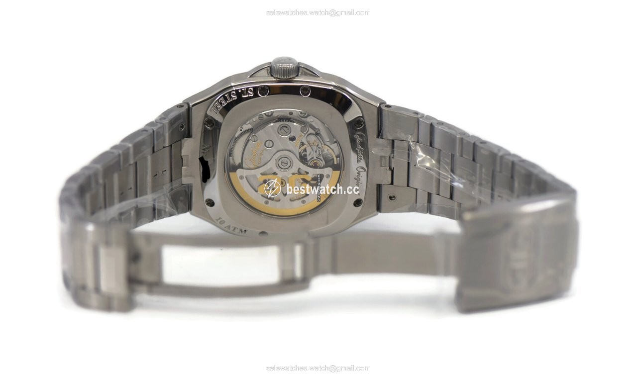 IMG_9086 Glashutte Original Seventies Panorama Date Steel 39-47-13-12-14 3