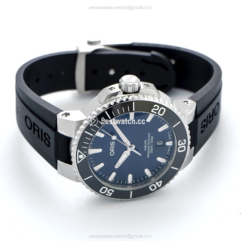 Oris Aquis Mens watch Unisex Automatic Steel 01 733 7766 4135-07 4 22 64FC 3