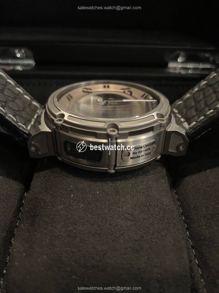 IMG_9086 U-Boat Chimera Mens watch Unisex Automatic Titanium 8066 3