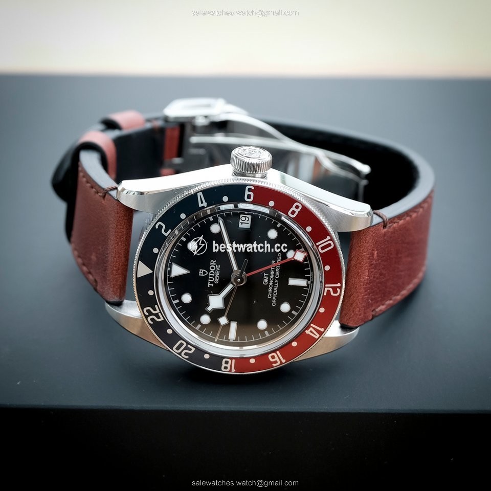 IMG_9086 Tudor Black Bay GMT Mens watch Unisex Automatic Steel M79830RB-0002 3