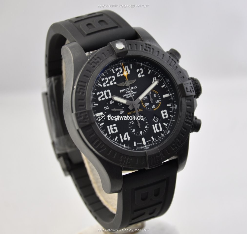IMG_9086 Breitling Avenger Hurricane Mens watch Unisex Automatic Carbon XB1210E41B1S1 3