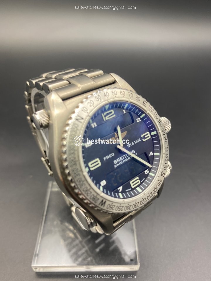 IMG_9086 Breitling Emergency Mens watch Unisex Titanium E56121 3