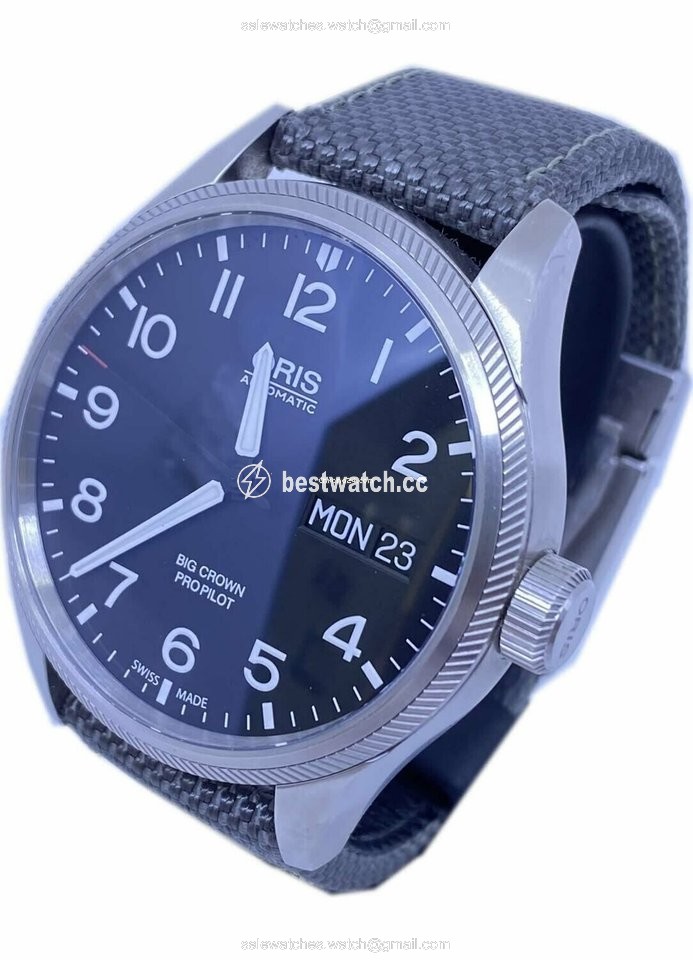 IMG_9086 Oris Big Crown ProPilot Day Date Mens watch Unisex Automatic Steel 01-752-7698-4164-07-5-22-17FC 3