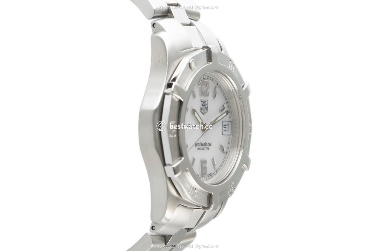 IMG_9086 TAG Heuer 2000 Mens watch Unisex Quartz Steel WN1111 3